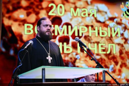 Под знаком пчелы — с Геннадием Зюгановым: экология, мёд и продовольственная безопасность