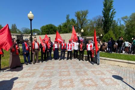 Знамя Победы над Ингушетией: ИРО КПРФ соединило память, заботу и патриотизм