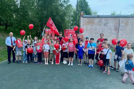 Самара. Патриотический урок «Знамя нашей Победы» в Промышленном районе ко дню рождения пионерии