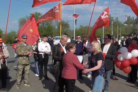 Саратовские коммунисты и комсомольцы отметили 81-ю годовщину Великой Победы советского народа в Великой Отечественной войне