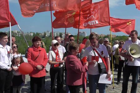 Саратовские коммунисты и комсомольцы отметили 81-ю годовщину Великой Победы советского народа в Великой Отечественной войне