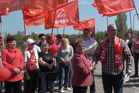 Саратовские коммунисты и комсомольцы отметили 81-ю годовщину Великой Победы советского народа в Великой Отечественной войне