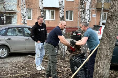 Красный Первомай коммунисты Томской области встретили ударным трудом