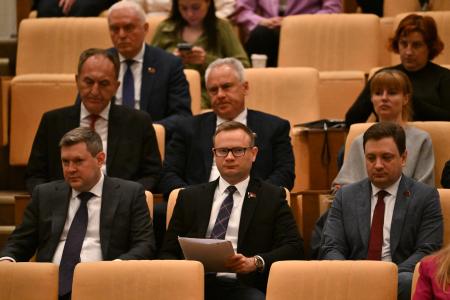 На переднем крае борьбы за мир и экологию: фракция КПРФ наметила ключевые задачи