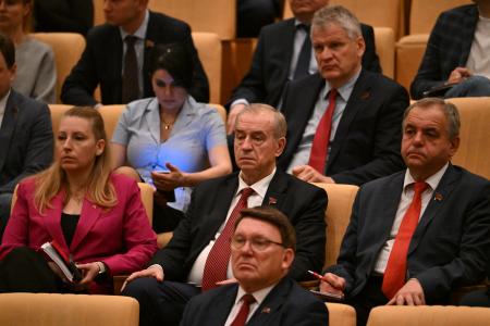 На переднем крае борьбы за мир и экологию: фракция КПРФ наметила ключевые задачи