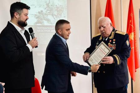 В Кемеровском обкоме КПРФ состоялась встреча с Героем Советского Союза Юрием Бабанским
