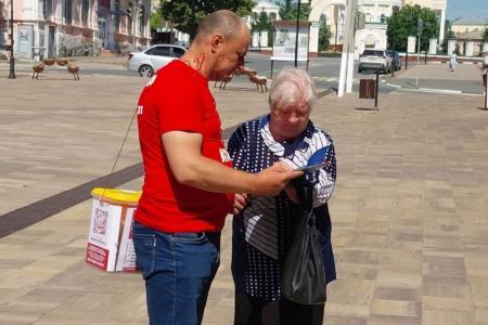 Саратовская область. Народный референдум КПРФ на улицах Вольска. Выездной агит-рейд балаковских коммунистов