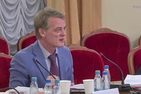 Писатель Александр Марков на круглом столе КПРФ по  «русскому вопросу» : «Школьники читают советскую фантастику, потому что там описано будущее, в котором хочется жить»