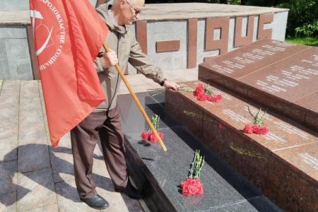 Подмосковные коммунисты: День войны! Никогда он не будет забыт. Но важнее - не дать повториться!
