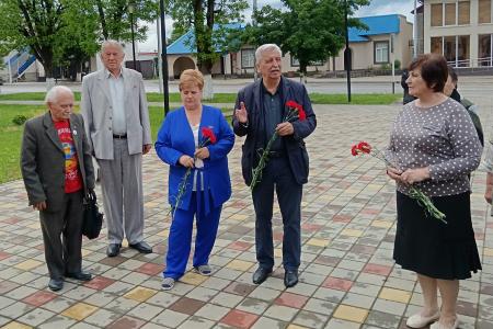 Краснодарский край. Коммунист-депутат Госдумы Н.И. Осадчий принял участие в Конференции Апшеронского районного отделения КПРФ