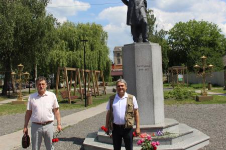 Язык Пушкина, Ленина и Гагарина должен жить! День русского языка в Брянске