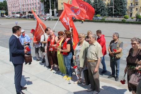Коммунисты Брянщины провели памятные мероприятия в 85-ю годовщину начала Великой Отечественной войны
