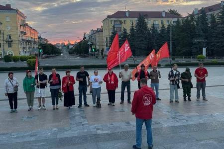 Коммунисты Брянщины провели памятные мероприятия в 85-ю годовщину начала Великой Отечественной войны