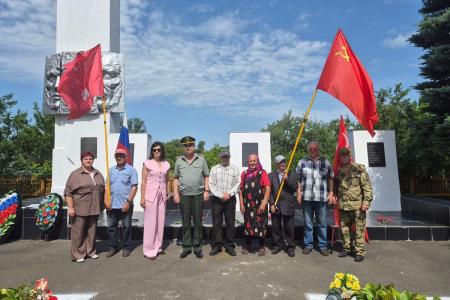Брянские коммунисты отметили день партизан и подпольщиков