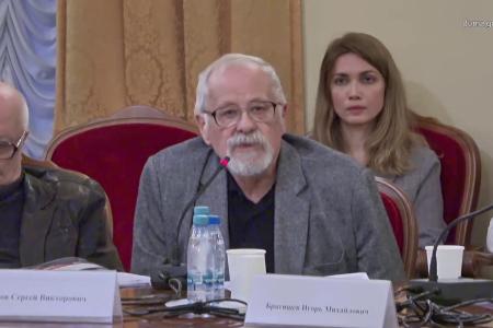 «Русские могут жить только в ощущении вселенского прорыва». Режиссёр Розов о будущем и надежде на круглом столе КПРФ по  «русскому вопросу»