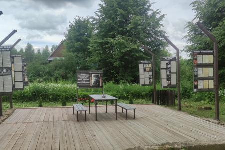 Новгородские коммунисты почтили память пионера-героя Лёни Голикова