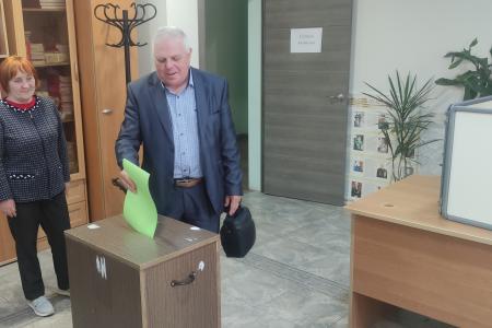 Новгородские коммунисты выдвигают кандидатов на выборы в региональный парламент