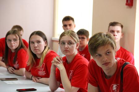 Пленум Ивановского обкома комсомола: у нас для Победы есть всё!