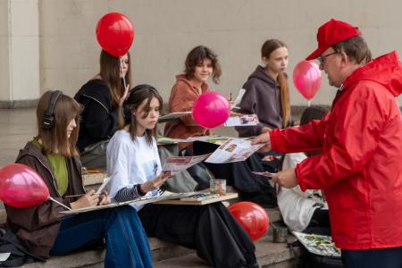 Н.Н. Иванов провел праздник Дня русского языка в Курске