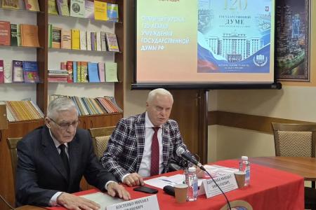 М.Н. Берулава совместно с педагогами Университетского колледжа «Московского инновационного университета» в Москве провел открытый урок со студенческим активом