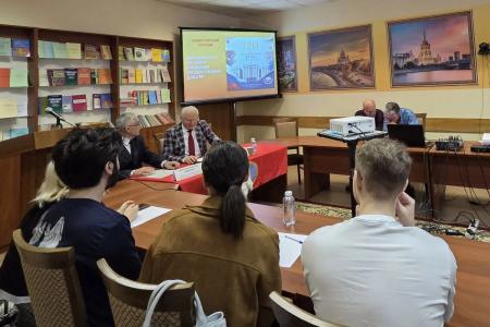 М.Н. Берулава совместно с педагогами Университетского колледжа «Московского инновационного университета» в Москве провел открытый урок со студенческим активом