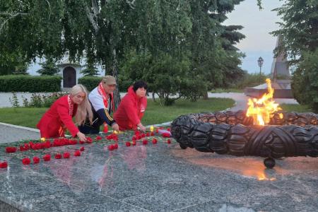 Коммунисты Самарской области почтили память погибших во время Великой Отечественной войны