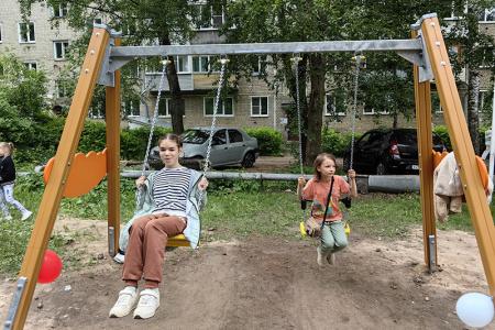 Лидер ивановских коммунистов Александр Бойков: «Будущее начинается с детей!»