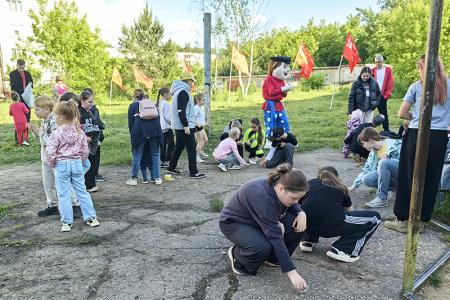 Детский праздник во дворе на проспекте Строителей в Иванове