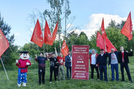 Детский праздник во дворе на проспекте Строителей в Иванове