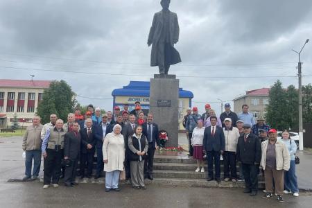 Александр Ющенко встретился с партийным активом северо-востока Башкирии: «Село должно жить и развиваться»