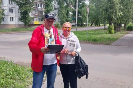 Саратовская область. Коммунисты Балаково провели Народный референдум на улицах города