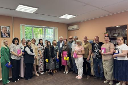 Василий Пархоменко поздравил с Днем социального работника коллектив ГКУ Севастопольского координационно-информационного центра социальной защиты