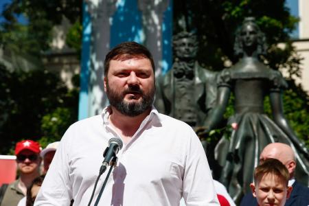 День Русского языка: Он числится по России