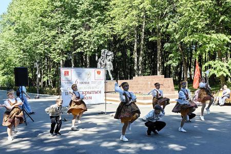 В Иванове на «Красной Талке» коммунисты провели праздник русского языка