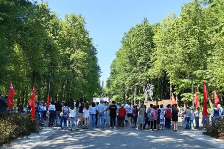 В Иванове на «Красной Талке» коммунисты провели праздник русского языка
