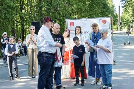 В Иванове на «Красной Талке» коммунисты провели праздник русского языка