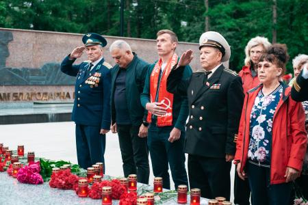 Удмуртия: свеча памяти в Ижевске