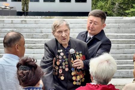 В День памяти и скорби коммунисты Бурятии провели «Вахту Памяти»