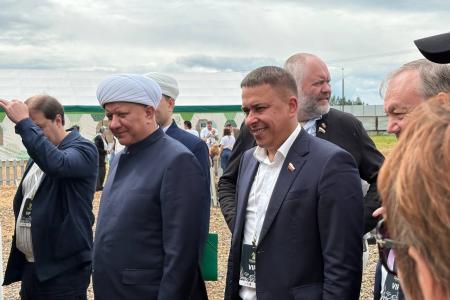 Сенатор А. Гибатдинов принял участие в фестивале «Сабантуй дружбы и единства»
