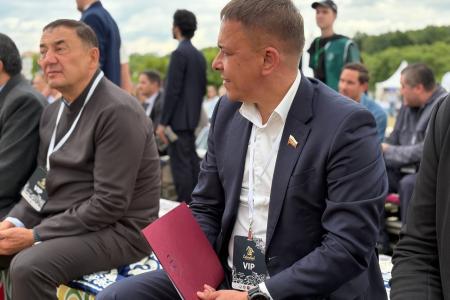 Сенатор А. Гибатдинов принял участие в фестивале «Сабантуй дружбы и единства»