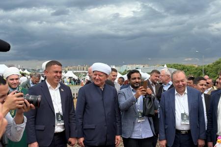 Сенатор А. Гибатдинов принял участие в фестивале «Сабантуй дружбы и единства»