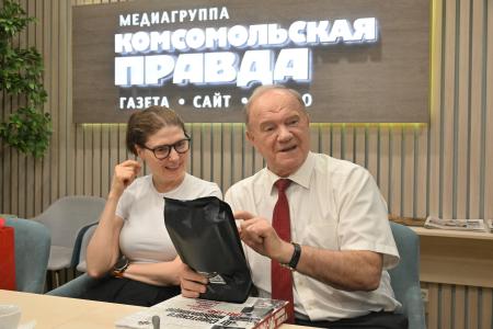 Геннадий Зюганов выступил на радио «Комсомольская правда» в программе «Партийная среда»