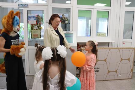 Волгоград. В День защиты детей с заботой о самых маленьких пациентах