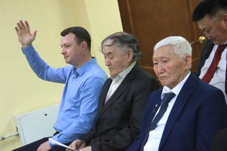 Состоялся IV (июньский) совместный пленум Якутского рескома КПРФ  и Контрольно-ревизионной комиссии ЯРРО КПРФ