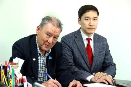 Состоялся IV (июньский) совместный пленум Якутского рескома КПРФ  и Контрольно-ревизионной комиссии ЯРРО КПРФ