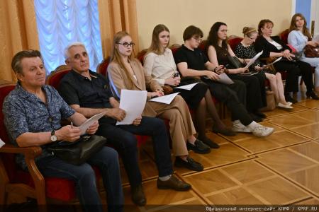 Г.А. Зюганов: Граждане хотят познавать свою страну