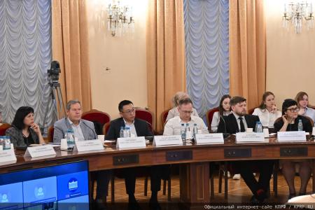 Г.А. Зюганов: Граждане хотят познавать свою страну