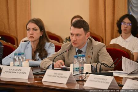 Г.А. Зюганов: Граждане хотят познавать свою страну