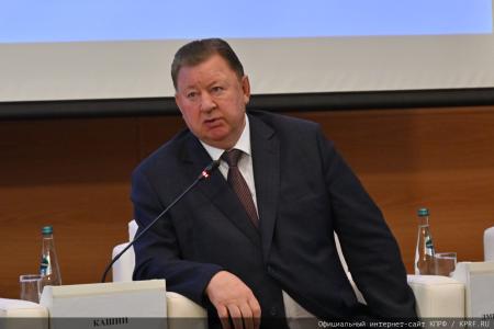 Стратегия Победы и курс «лево руля»: Г.А. Зюганов наметил задачи фракции КПРФ перед партийным съездом