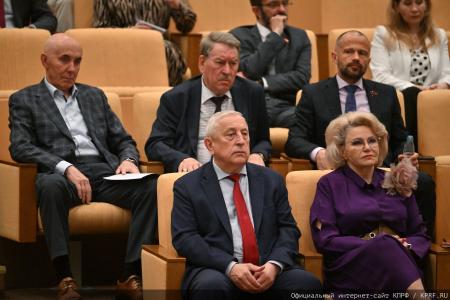 «От страха расплавилась совесть»: Г.А. Зюганов разгромил фейки о вкладах и отмобилизовал КПРФ на «Программу Победы»